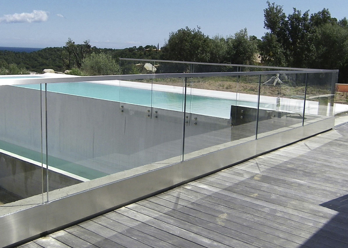 Glass For Railings 700x500